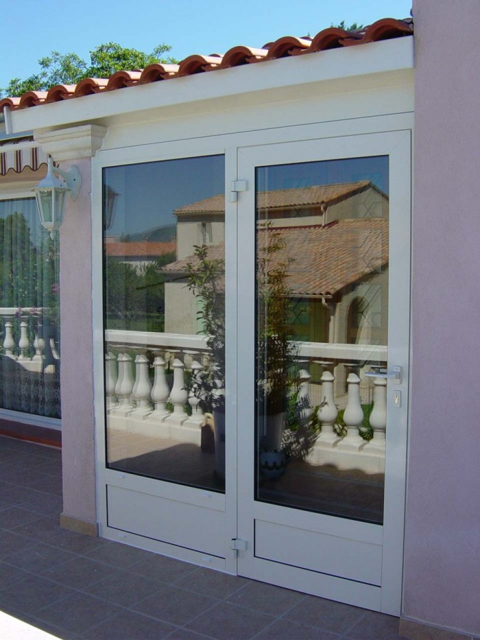 installateur-menuiserie-aluminium-battante