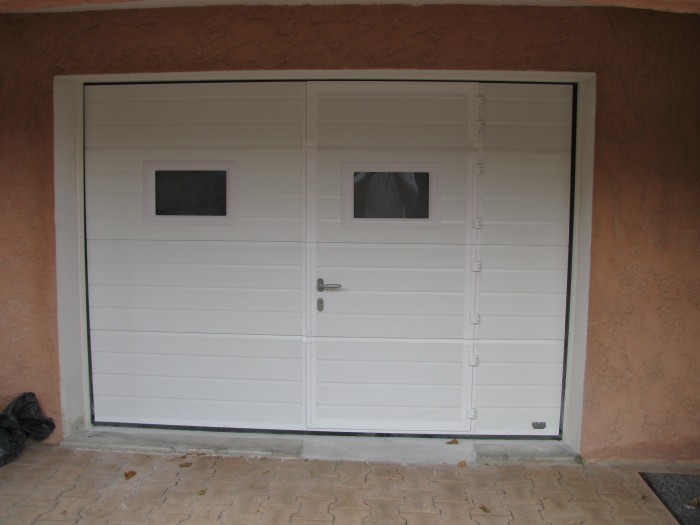 installateur-porte-garage-sectionnelle